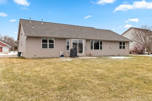 3950 AGATHA CHRISTIE AVENUE, De Pere, WI 54115