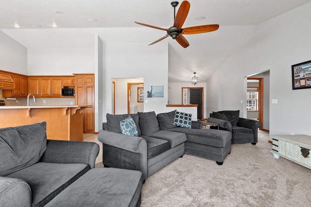 3950 AGATHA CHRISTIE AVENUE, De Pere, WI 54115