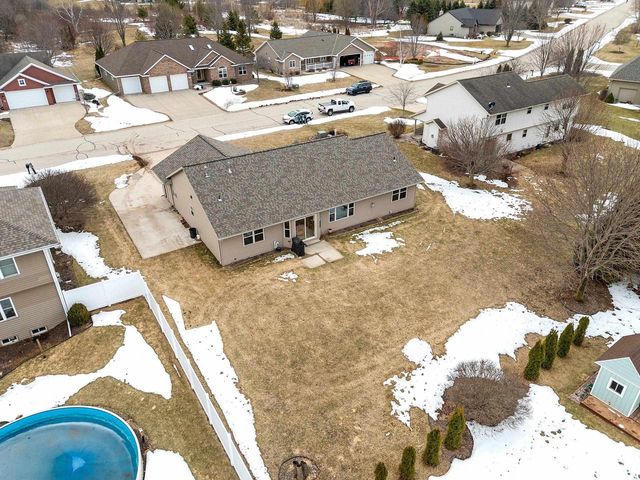 3950 AGATHA CHRISTIE AVENUE, De Pere, WI 54115