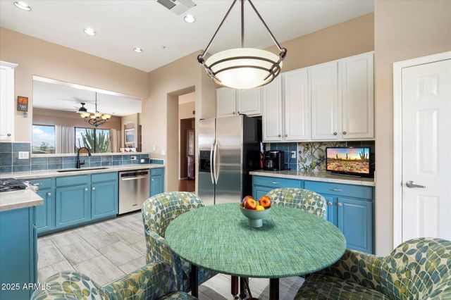 10527 E TIERRA BUENA Lane, Scottsdale, AZ 85255