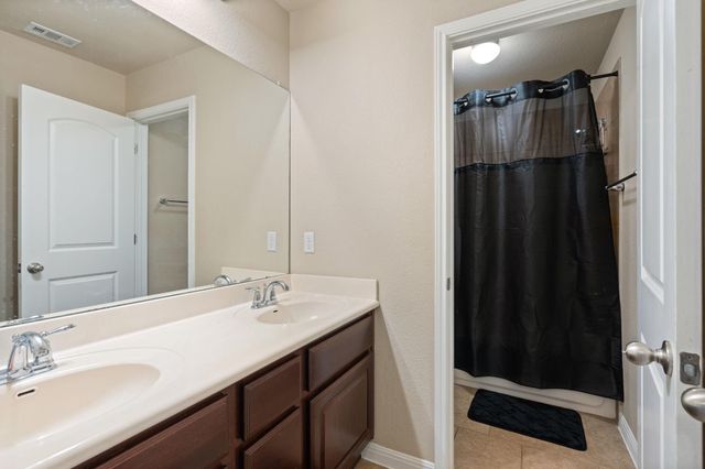 2037 Herzog BLVD, Kyle, TX 78640
