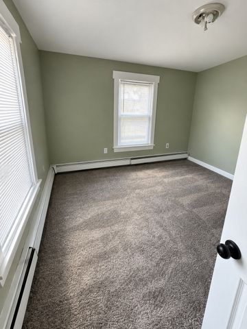 2 Shawmut Ave 2, Marlborough, MA 01752