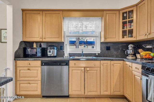 1111 Glenwood Road, Toms River, NJ 08753