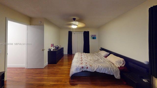 15552 SW 54th Ter, Miami, FL 33185
