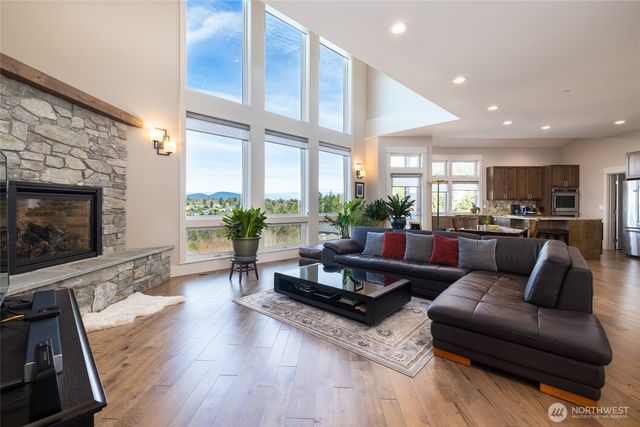 4309 Marine Crest Place, Anacortes, WA 98221