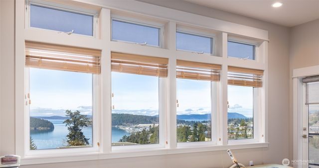 4309 Marine Crest Place, Anacortes, WA 98221