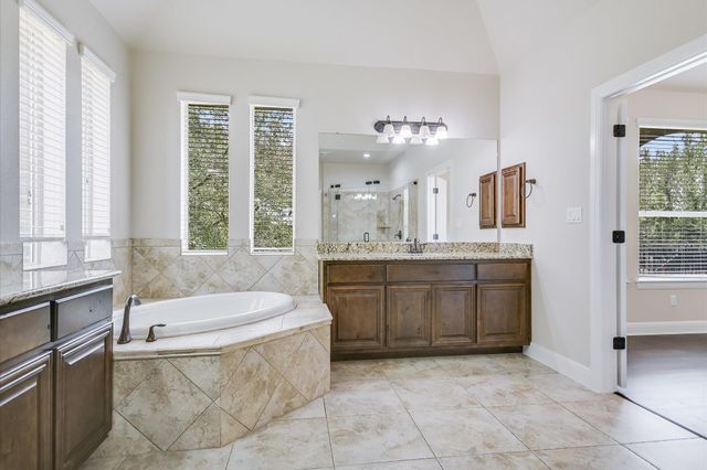 8813 Fescue LN, Austin, TX 78738