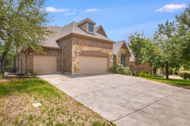 8813 Fescue LN, Austin, TX 78738