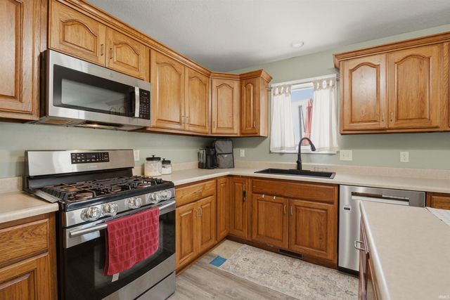 12311 Cliff View Court, Fort Wayne, IN 46818