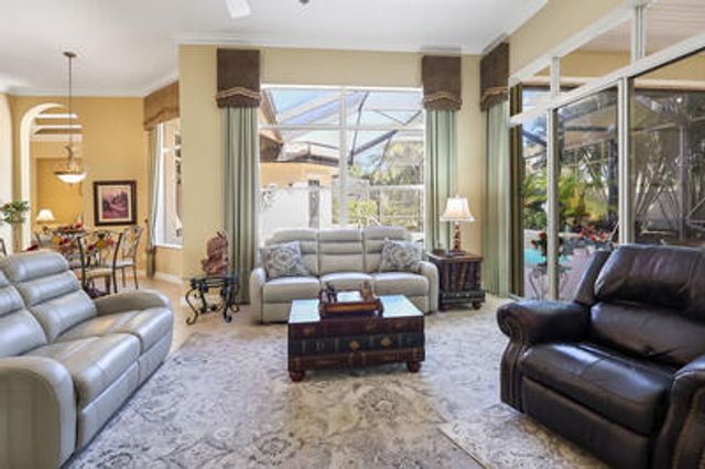 1720 Cassville Avenue, Vero Beach, FL 32966