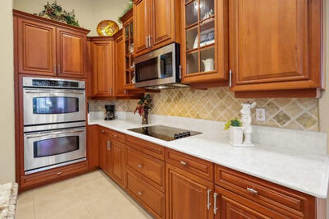 1720 Cassville Avenue, Vero Beach, FL 32966