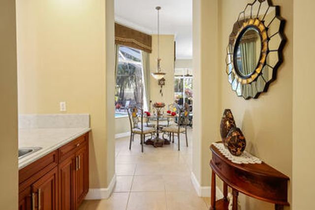 1720 Cassville Avenue, Vero Beach, FL 32966