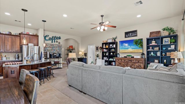 2137 Pioneer Pass, Seguin, TX 78155