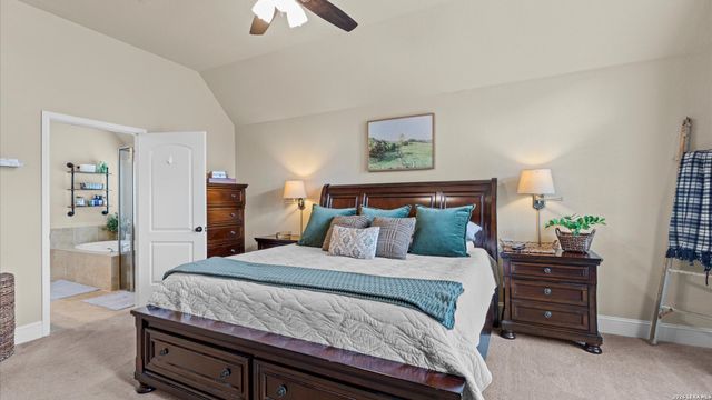 2137 Pioneer Pass, Seguin, TX 78155