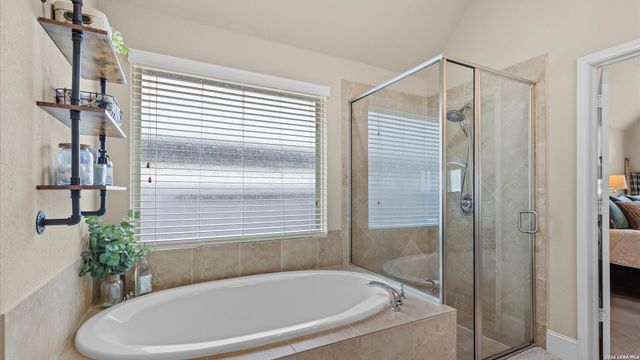 2137 Pioneer Pass, Seguin, TX 78155