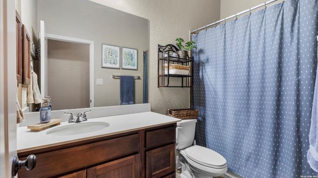 2137 Pioneer Pass, Seguin, TX 78155