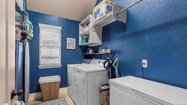 2137 Pioneer Pass, Seguin, TX 78155