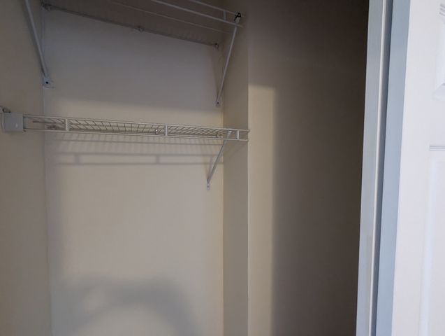 1742 N Humboldt Boulevard 402, Chicago, IL 60647