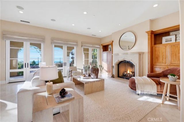 31 Overlook, Newport Coast, CA 92657