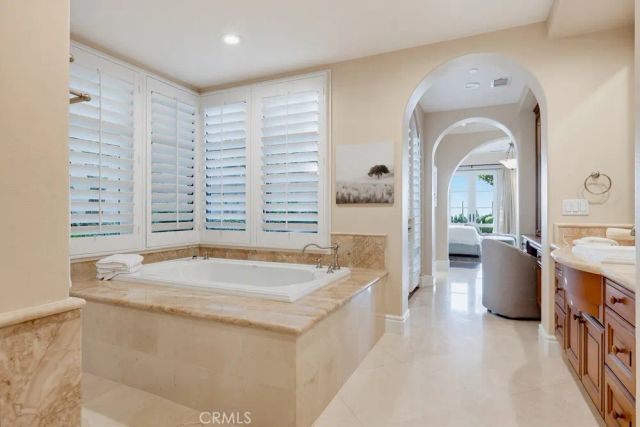 31 Overlook, Newport Coast, CA 92657