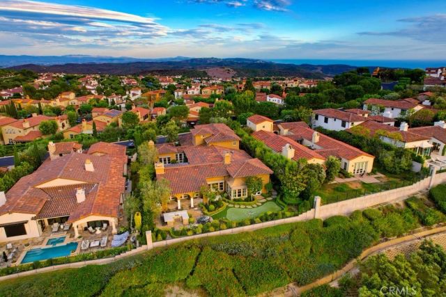 31 Overlook, Newport Coast, CA 92657