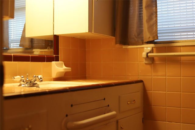 6106 Felix Ave, Austin, TX 78741