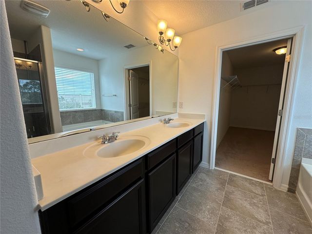 2445 BEACON LANDING CIRCLE, Orlando, FL 32824