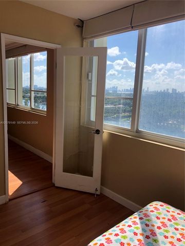 5005 Collins Avenue 1202, Miami Beach, FL 33140