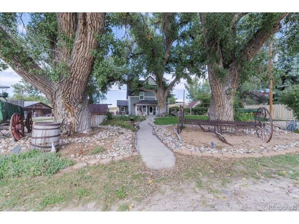 213 Cheyenne St, Kiowa, CO 80117