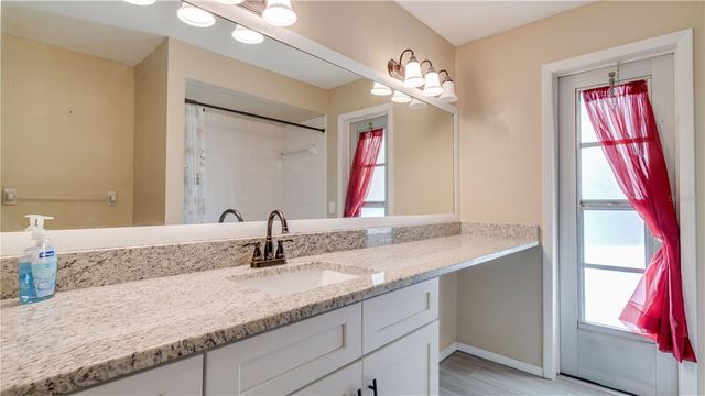 1128 SE 29TH TERRACE, Cape Coral, FL 33904