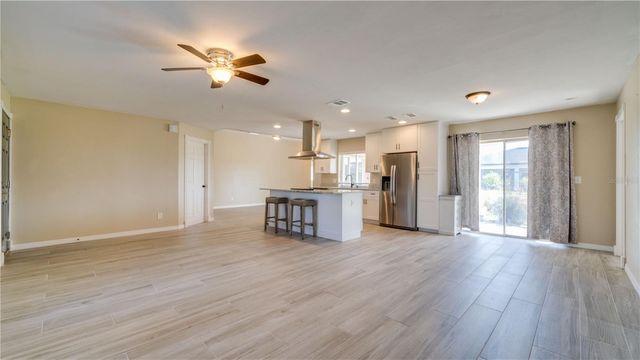 1128 SE 29TH TERRACE, Cape Coral, FL 33904