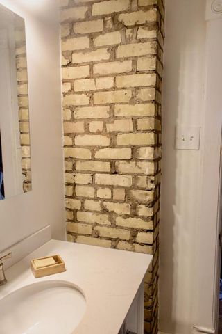 1216 Russell AVENUE, Milwaukee, WI 53207