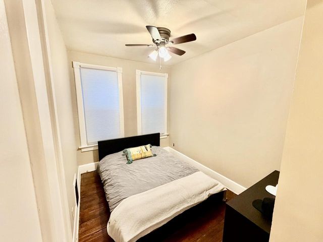 1216 Russell AVENUE, Milwaukee, WI 53207