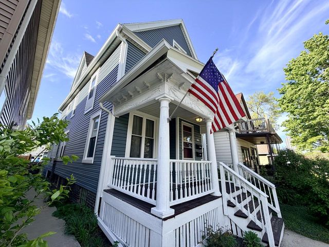 1216 Russell AVENUE, Milwaukee, WI 53207