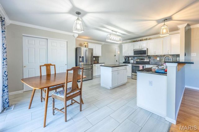 302 America Street, Wentzville, MO 63385