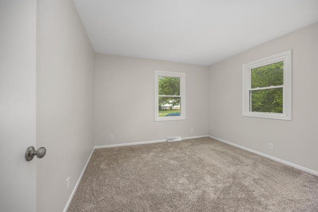 6914 Brooklyn Avenue, Grand Rapids, MI 49508