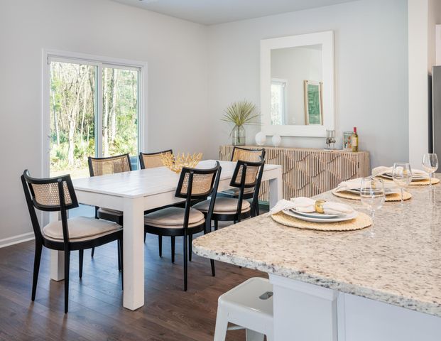 618 Winter Wren Way, Moncks Corner, SC 29461