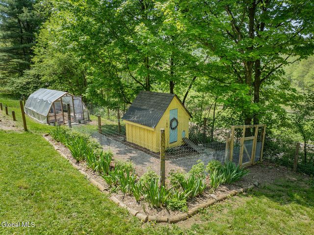 130 McMillan Road, Cambridge, NY 12816