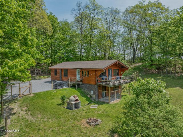 130 McMillan Road, Cambridge, NY 12816