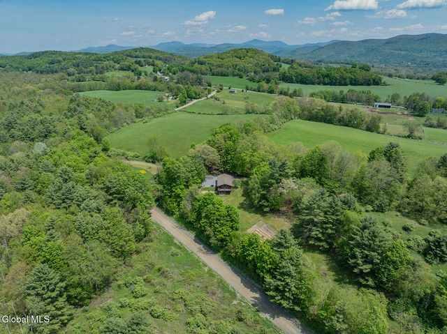 130 McMillan Road, Cambridge, NY 12816