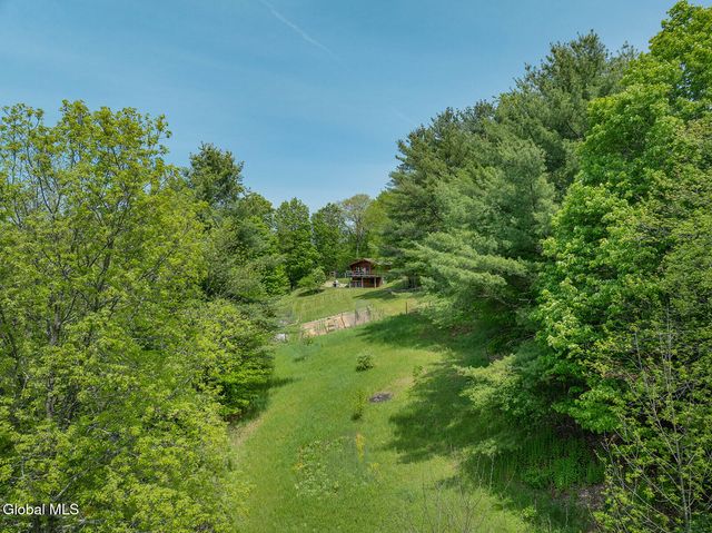 130 McMillan Road, Cambridge, NY 12816