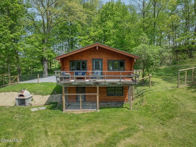 130 McMillan Road, Cambridge, NY 12816
