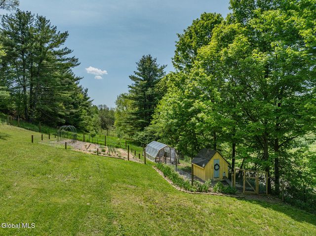 130 McMillan Road, Cambridge, NY 12816