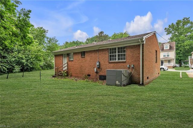 1424 Martin AVE, Chesapeake, VA 23324