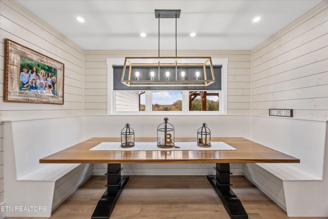 1419 Graves Rd, Strawberry Plains, TN 37871