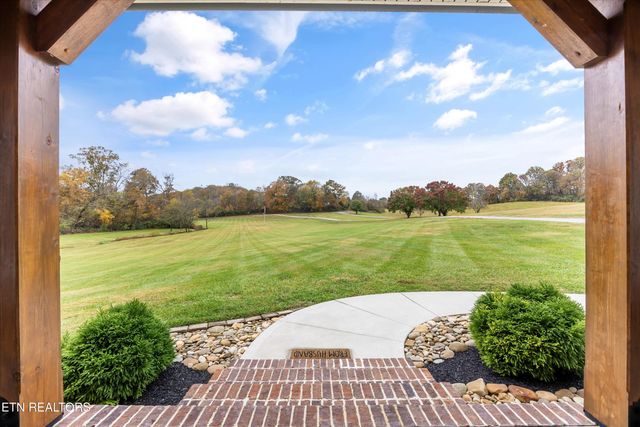 1419 Graves Rd, Strawberry Plains, TN 37871