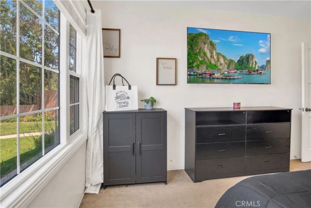 1343 N Whitnall Hwy, Burbank, CA 91505