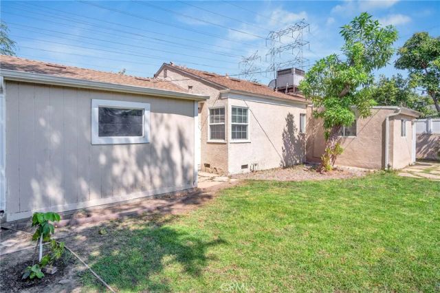 1343 N Whitnall Hwy, Burbank, CA 91505