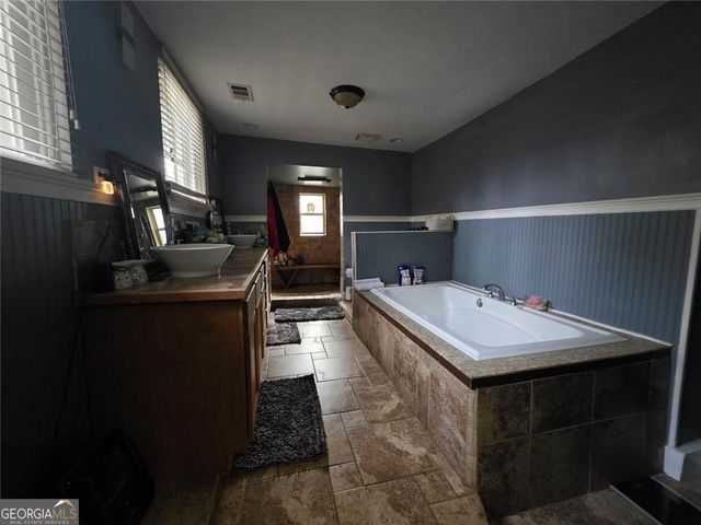 1565 Lawton Avenue, Macon, GA 31201