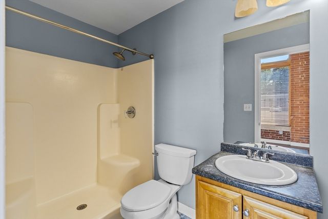 146 Court St 103, Brockton, MA 02302